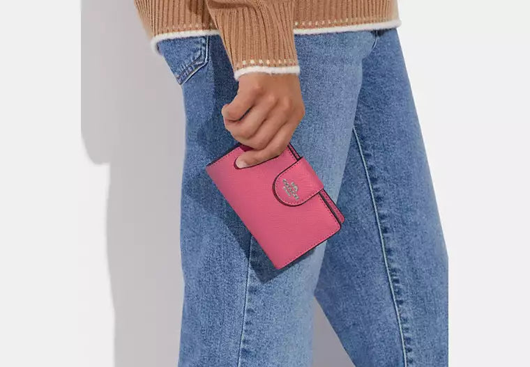 Crossgrain Leather Medium Corner Zip Wallet