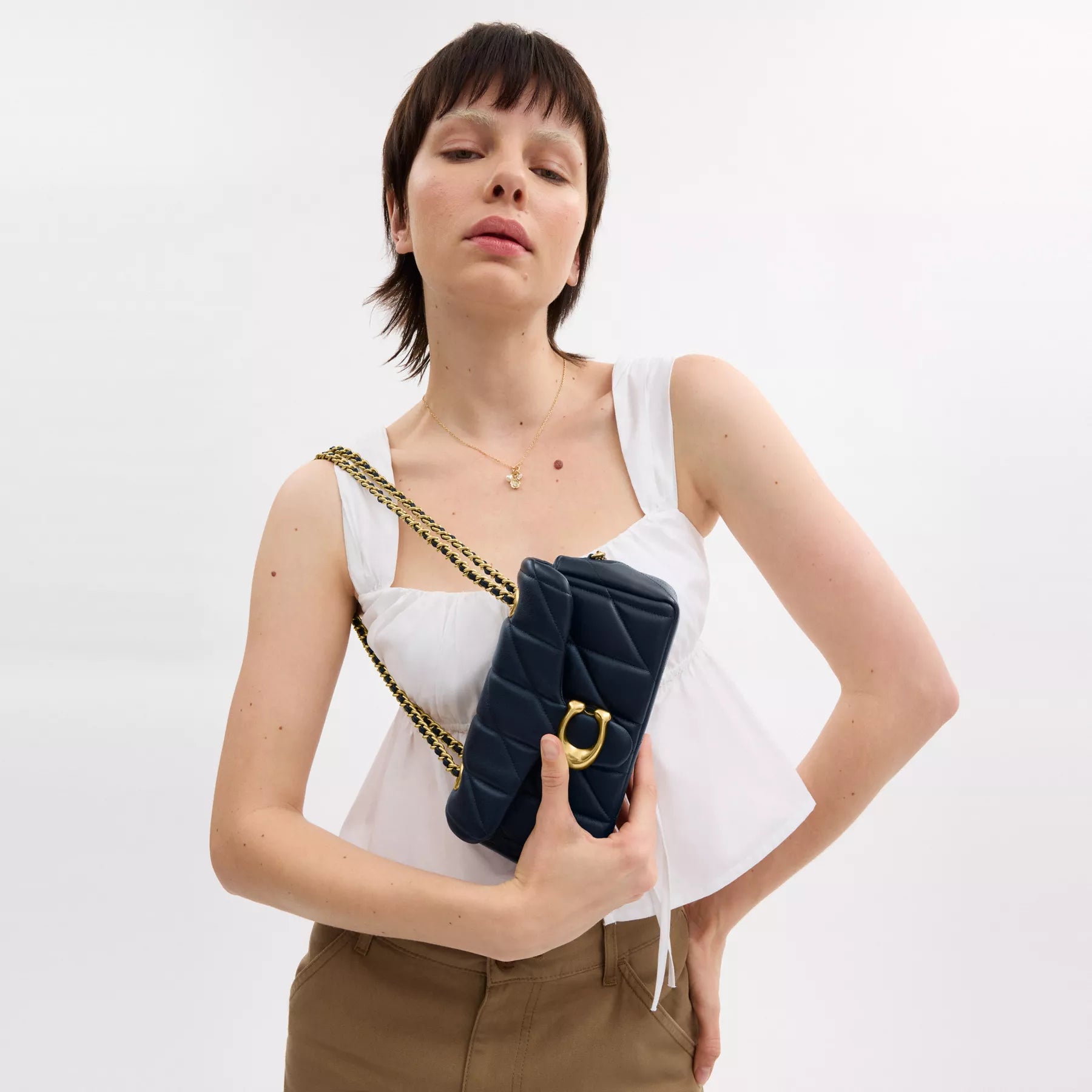 Tabby Shoulder Bag 20 With Pillow Quilting
